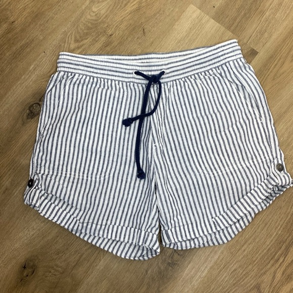 🌸Nautica 4.5" STRIPED LINEN-BLEND PULL-ON SHORT - Picture 2 of 9